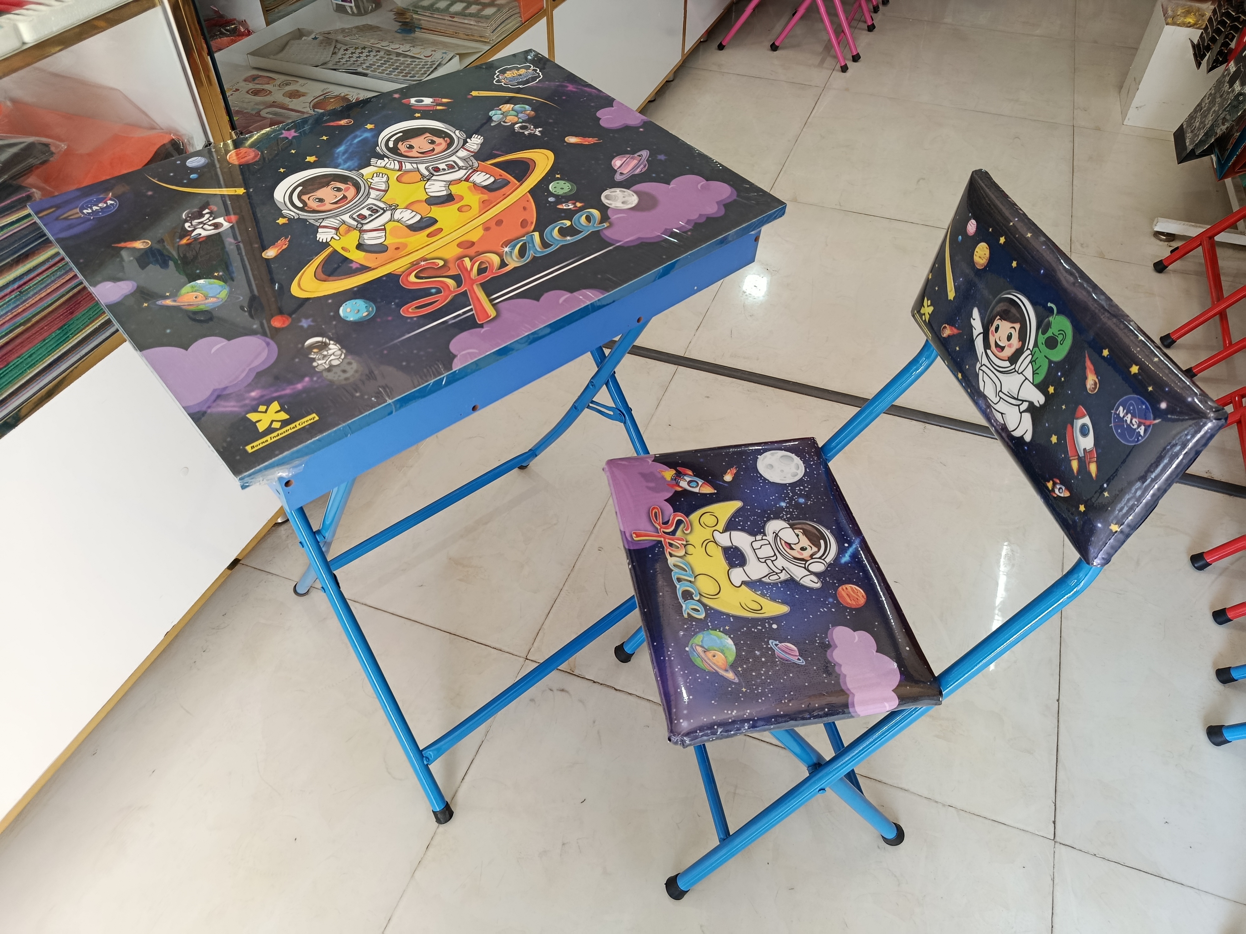 میز و صندلی تحریری تاشو کودک طرح فضانورد
